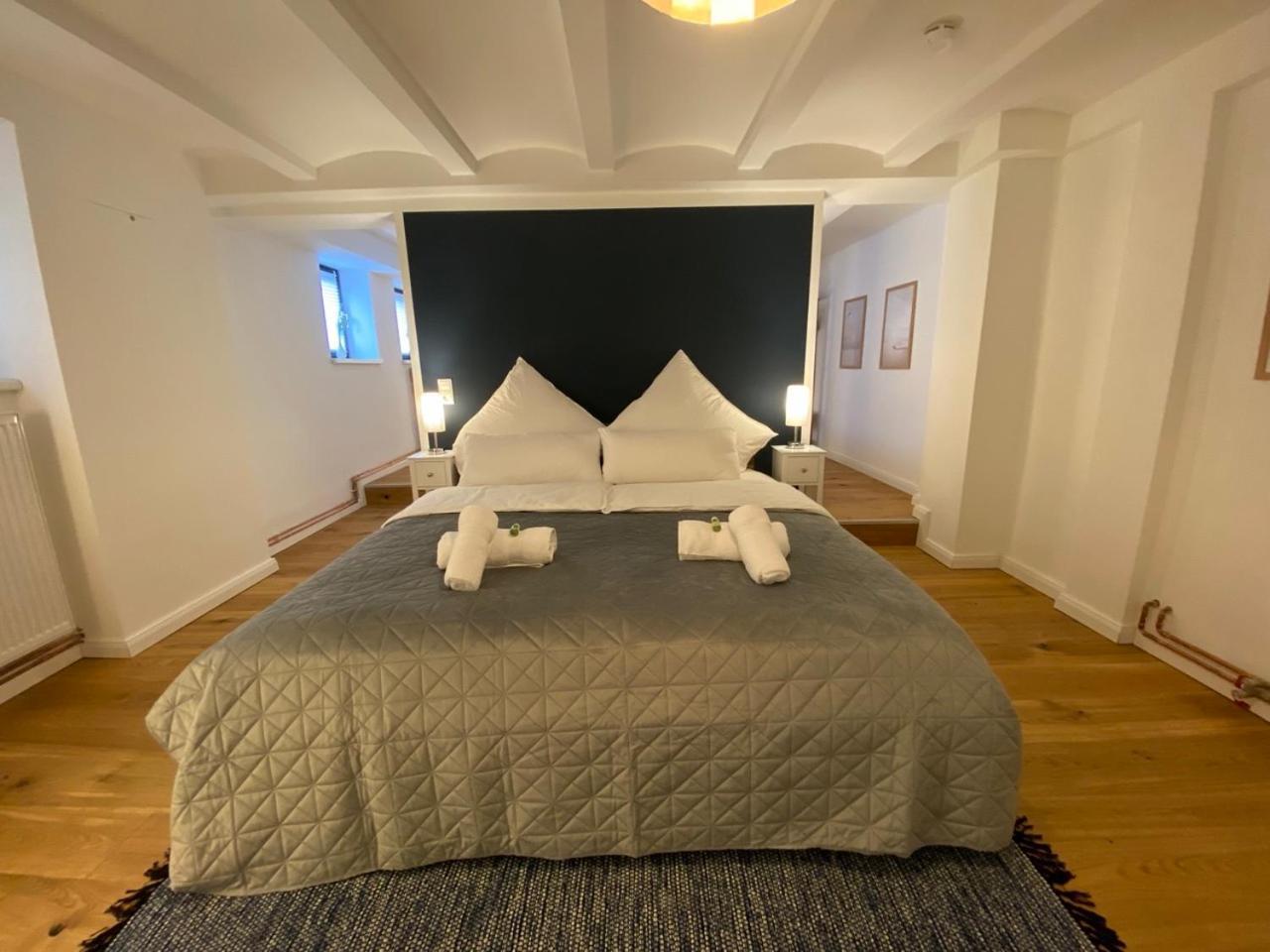 Stilvolle Stadtwohnungen I Komfort & Charme Apartment *