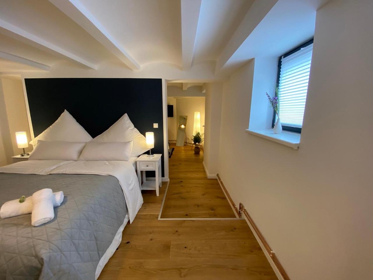 Stilvolle Stadtwohnungen I Komfort & Charme Apartment *